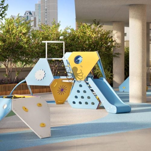 Playground_Alaia_Embraed.jpg-name-68b87de02a4440b938bd82a801eee7156d2db2dd7c2af798f9bf77e7ade995b9